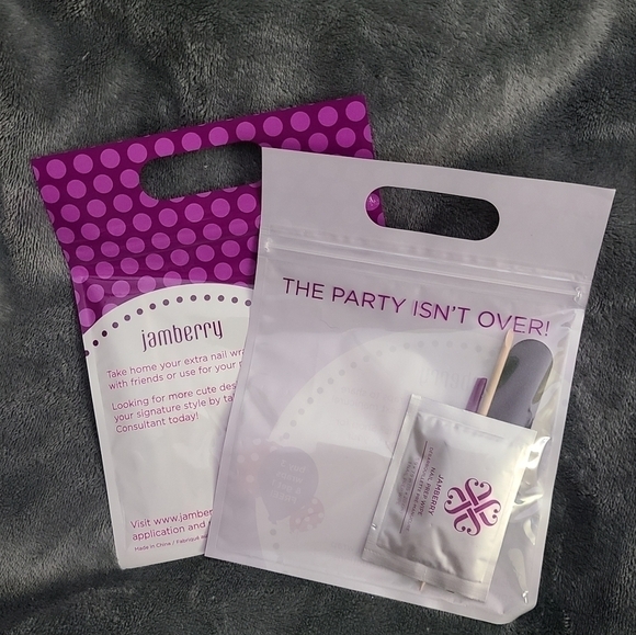 Jamberry Other - Set of 8 Jamberry Party Packs